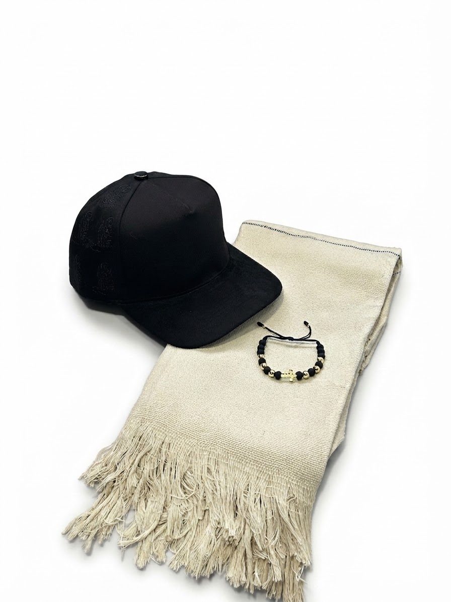 Combo Individual Gorra, Mulera y Pulsera, gorra negra con mulera crudo y pulsera