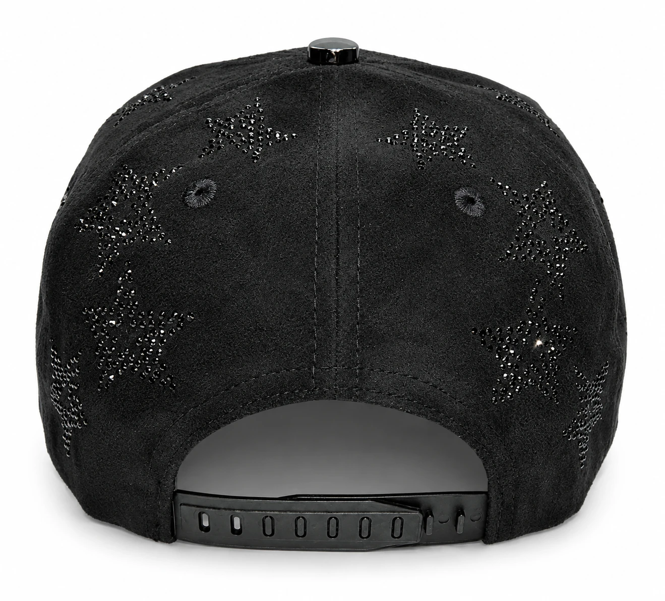 Gorra de Gamuza con Pedrería, detalle de la pedrería